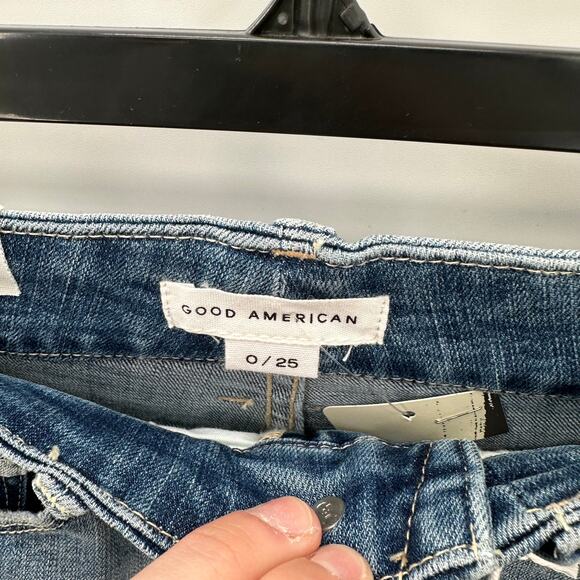 GOOD AMERICAN NWT Good Waist Crop Denim Jean in Blue634 // 0 - Picture 14 of 14